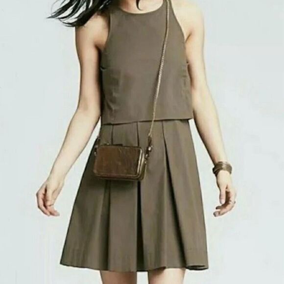 Banana Republic Layered Poplin Fit and Flare Dress Green Brown Women’s Size 10 - Picture 11 of 11
